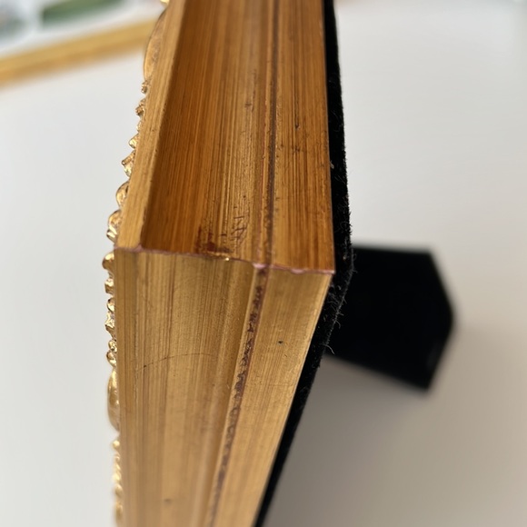 Beacon Hill Fetco International Vintage Wooden Gold 4" x 6" Picture Frame - Picture 10 of 14